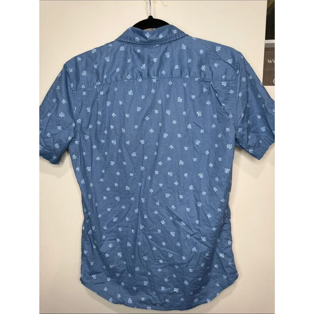 Gap Blue button down short sleeve size XS
